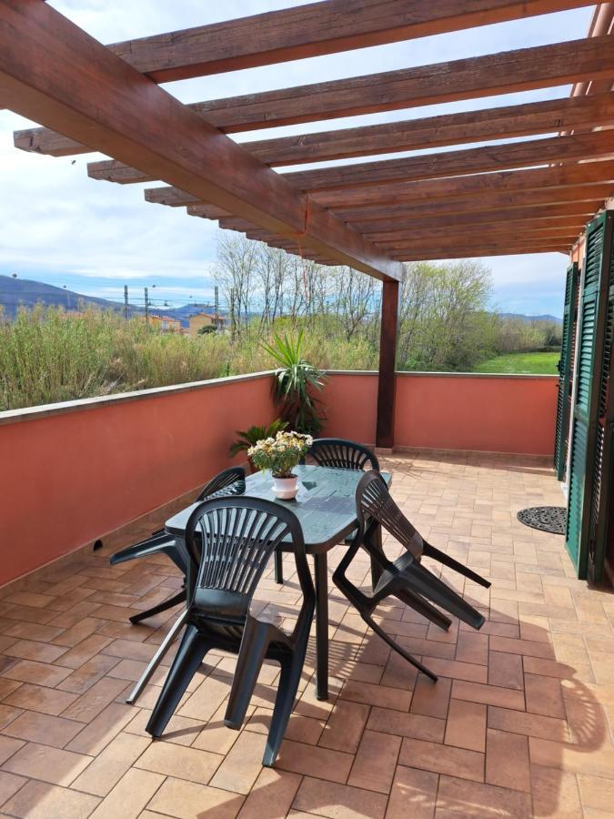 Il Casale Rosso Monolocale Cinque Terre-Toscana Caniparola di Fosdinovo Eksteriør bilde